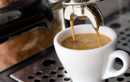 Кофемашина Bravilor-Bonamat не наливает кофе